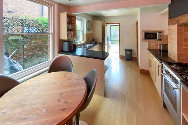 43, Sussex Avenue, Ashford photo 4