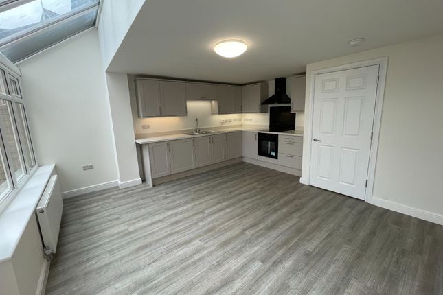 9 Cinnamon Close, Manchester photo 3