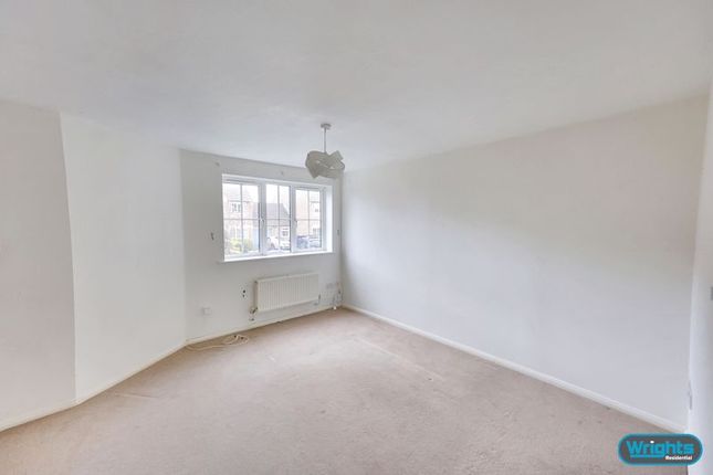 38, Walmesley Chase, Trowbridge photo 2