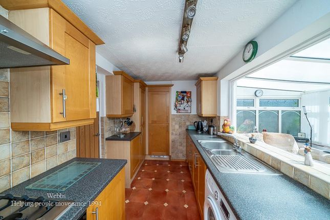 10, Woodside Way, Willenhall photo 4