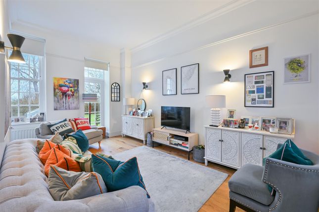 4 Edward House, Eastman Way, Epsom photo 2