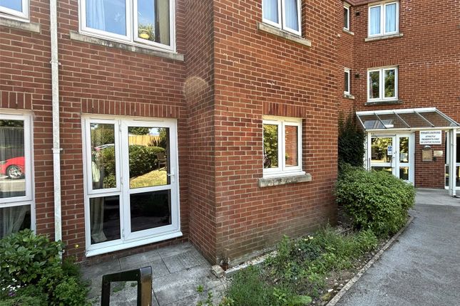 1 Victoria Court,, Victoria Avenue, Somerset photo 2
