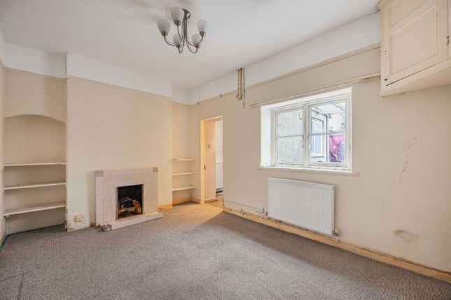 38, Coxwell Street, Gloucestershire photo 3