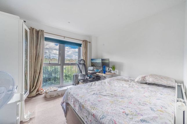 Thumbnail Flat to rent in Howard Road, Stanmore