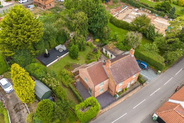 Ivy Cottage, Low Street, Retford photo 2