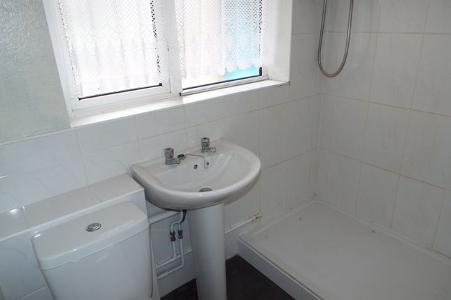 23, Mansfield photo 5