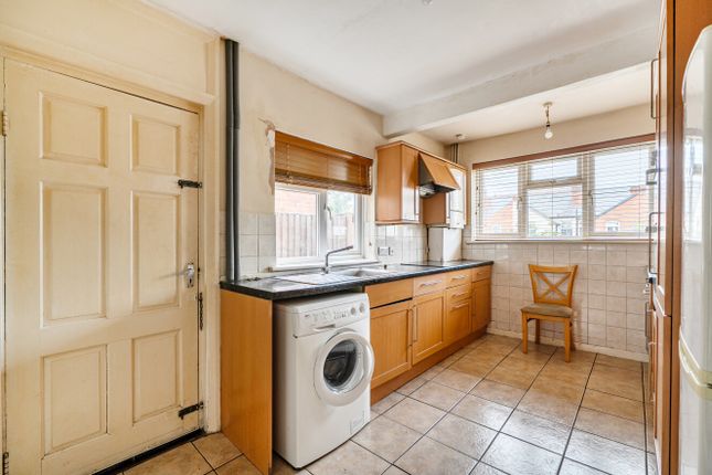 4, Surrey Road, Berkshire photo 4