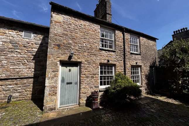 2-bed house on 5, Weavers Yard, Sedbergh, £220,000