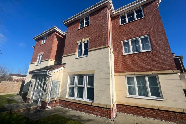 Thumbnail Flat to rent in Lily Drive, Stoke-On-Trent, Staffordshire