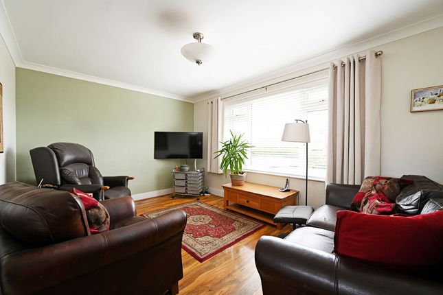 182, Stubley Lane, Dronfield photo 4