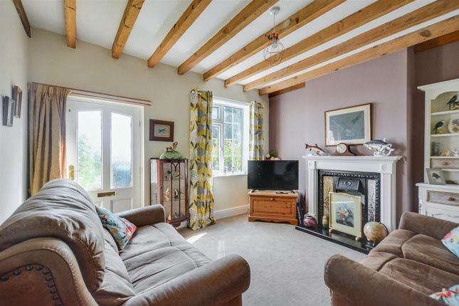 2 Woodpecker Cottage, Woodpecker Hill, Ilkeston photo 2