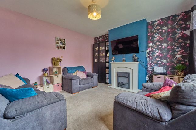 Thumbnail Town house for sale in Holt Road, Burbage, Hinckley