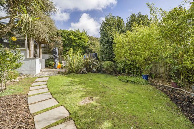 40, Craig Yr Eos Road, Ogmore-By-Sea Bridgend photo 3
