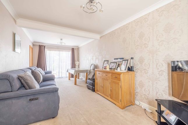 41, Hazell Way, Stoke Poges photo 4