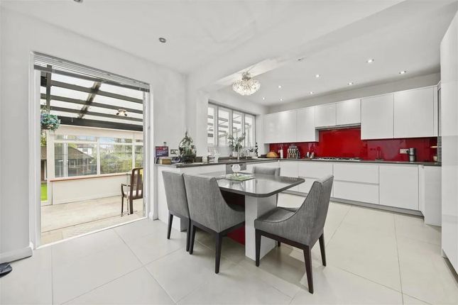 11, Littleton Road, Harrow photo 4