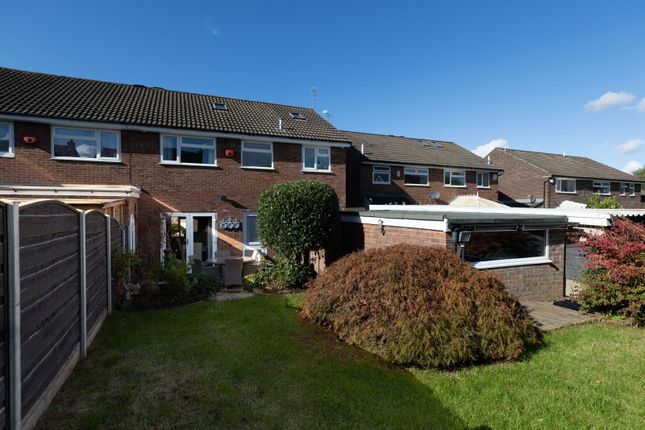 Bickerton Drive, Stockport photo 2