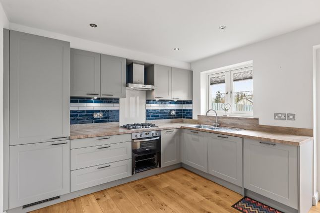 8, Moor View, Ilkley photo 3