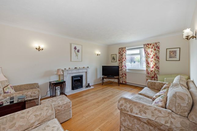 Hill View, Southwick Road, Fareham photo 4