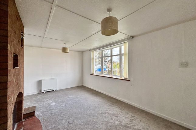 4, The Crescent, Gloucester photo 2