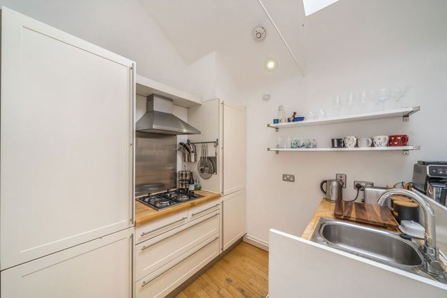 5, Coachmaker Mews, London photo 3
