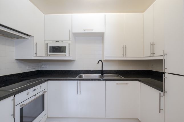 9, Hammond Lodge, Admiral Walk, London photo 4