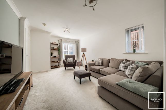 27 Brook Way, Birmingham photo 3