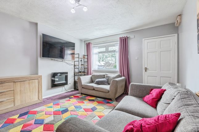 20, Bamburgh Crescent, Newton Aycliffe photo 2