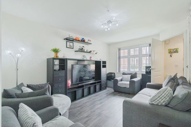 4, Borrowby Close, Leicester photo 3