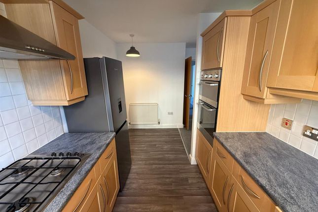 21, Edenhurst Apartments, Haslingden photo 3