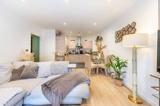 Thumbnail Flat for sale in Bodiam Court, Walthamstow, London