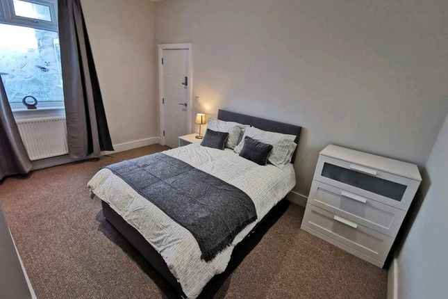 Thumbnail Room to rent in Albert Villas, Coulman Street, Doncaster