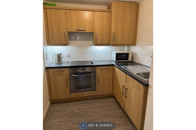Flat, City House London Road, Croydon photo 2