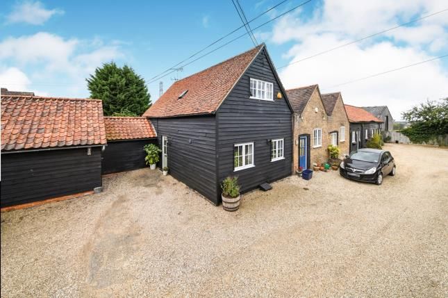 Bury Lane Epping Essex Cm16 2 Bedroom Barn Conversion For Sale