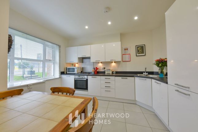 Royal Mews,3, Alexander Road, St. Albans photo 4