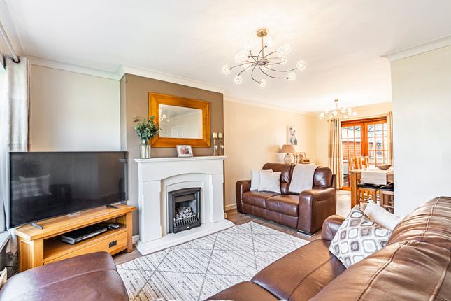 48 Heol Gwrgan, Pontypridd photo 4