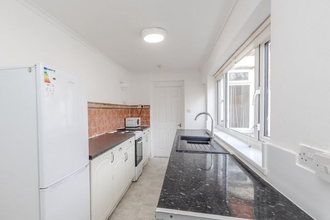 4, Noble Street, Gateshead photo 2