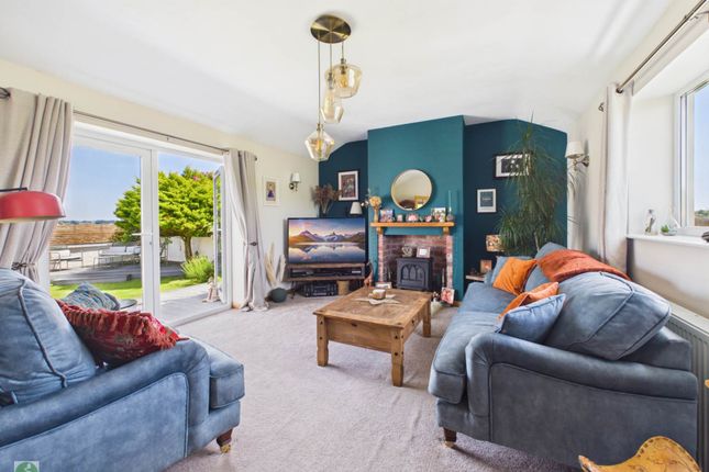 4, Penarth, Looe photo 3