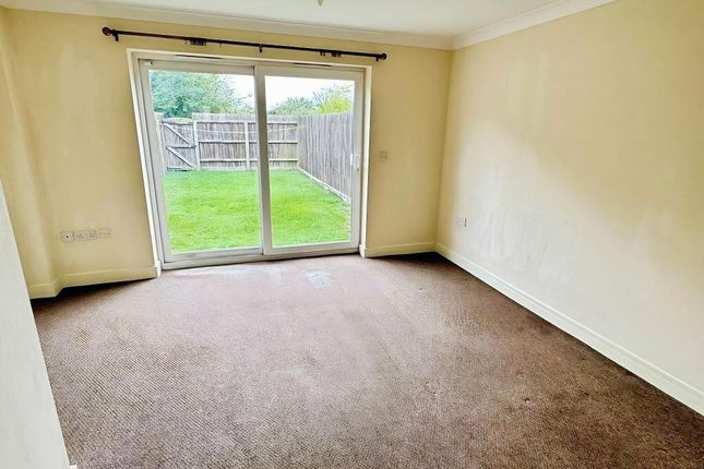 Mikanda Close, Wisbech photo 3