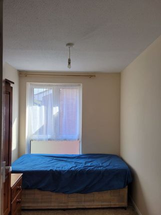 24, Archery Close, Harrow photo 5