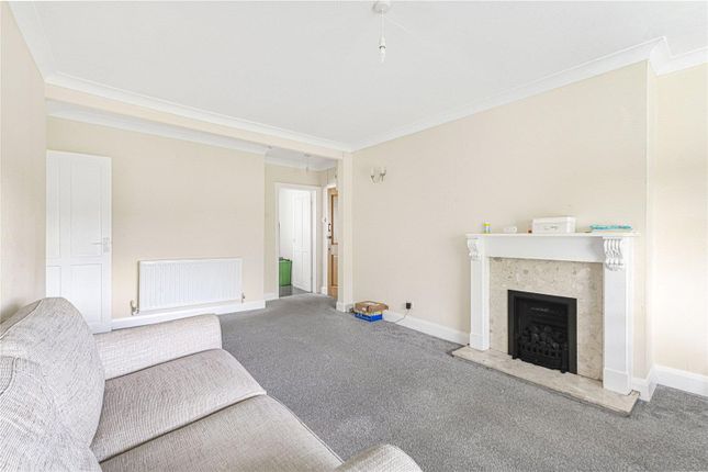 Flat 6, Bickley Court, 12 Southlands Grove, Bromley photo 4