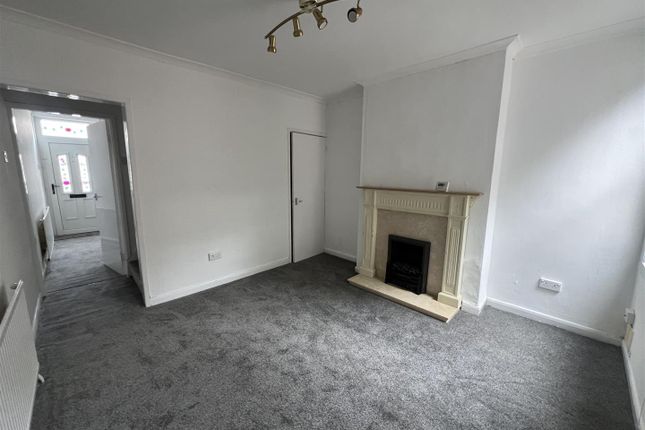 52, Whittier Road, Nottingham photo 3