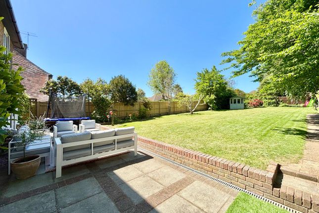 53, Collington Lane East, Bexhill-on-Sea photo 2