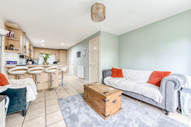 32 Nelson Close, Harleston photo 4
