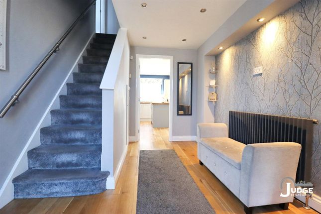 26, Princes Close, Anstey photo 3