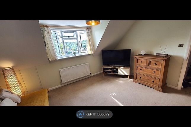 Crescent Road, Caterham photo 3