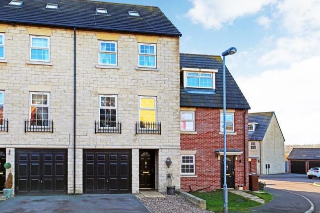 Thumbnail Town house for sale in Mobray Drive, Woolley Grange, Barnsley