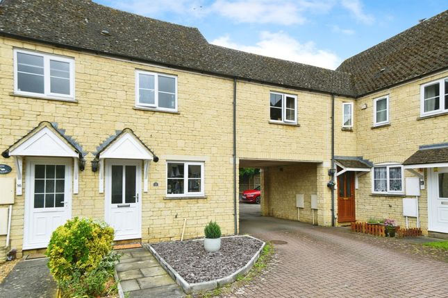 Thumbnail Terraced house for sale in Swansfield, Lechlade