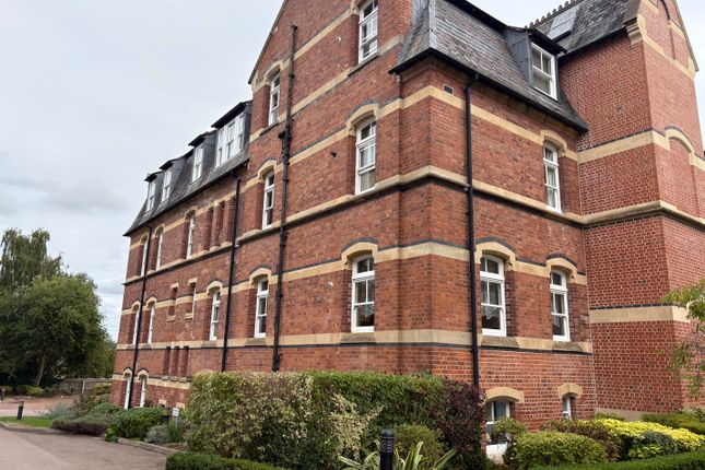 1-bed flat on 40 Frome Court, Bartestree, Hereford, £59,000
