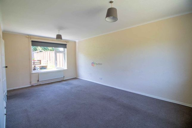 12 Warris Close, Rotherham photo 2