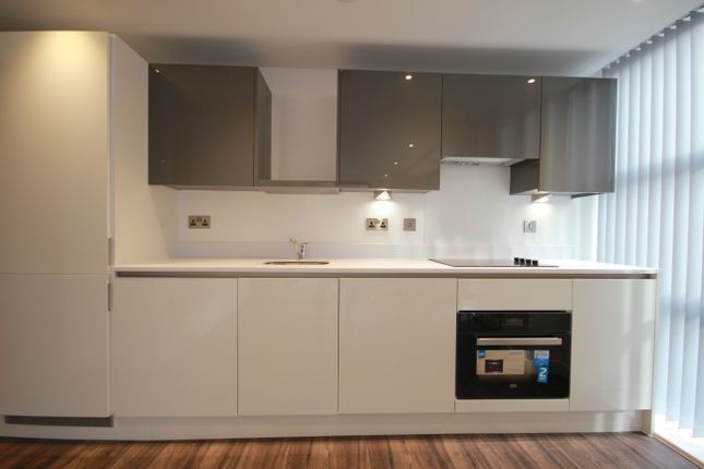 Flat to rent in Summer House, Pope Street, Jewellery Quarter